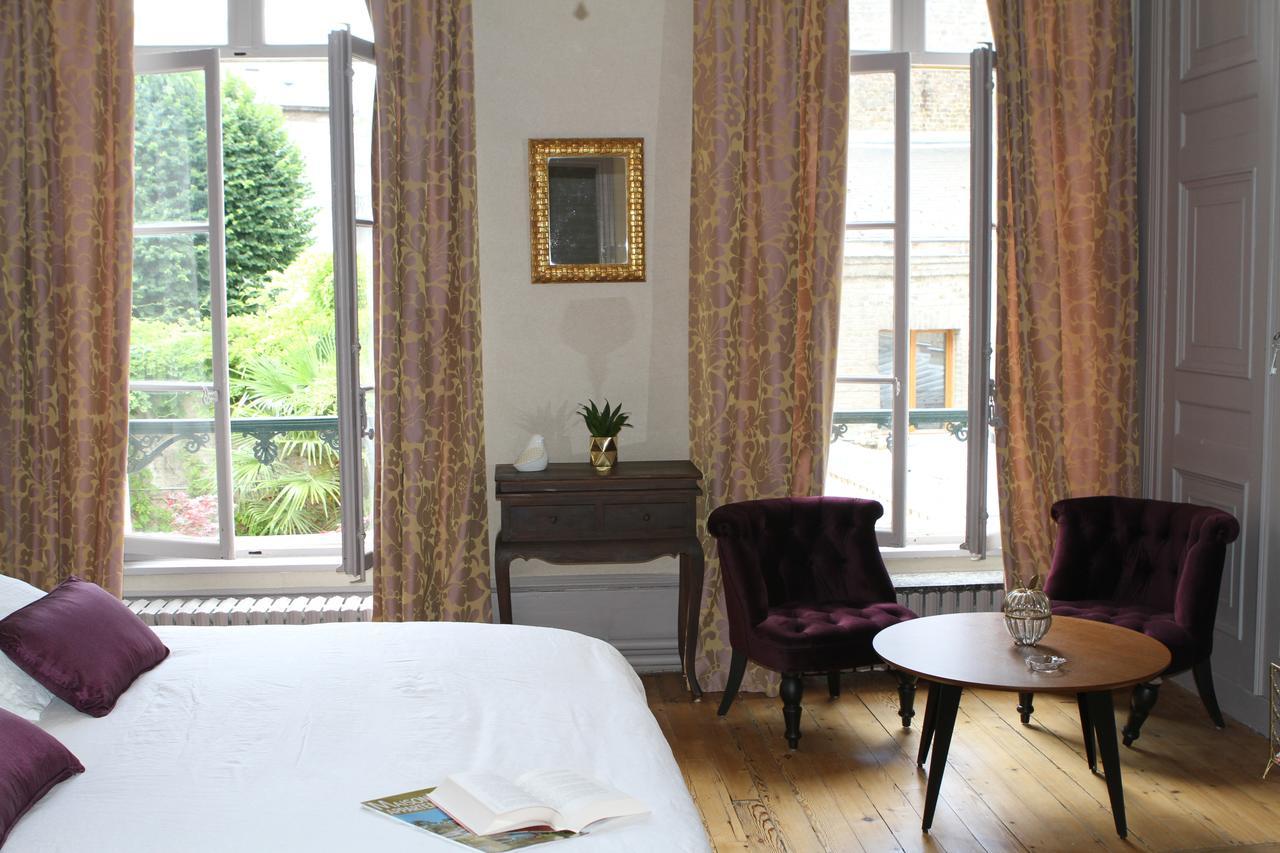 Maison En Ville, Hyper Centre Ville, Bed & Breakfast 2*